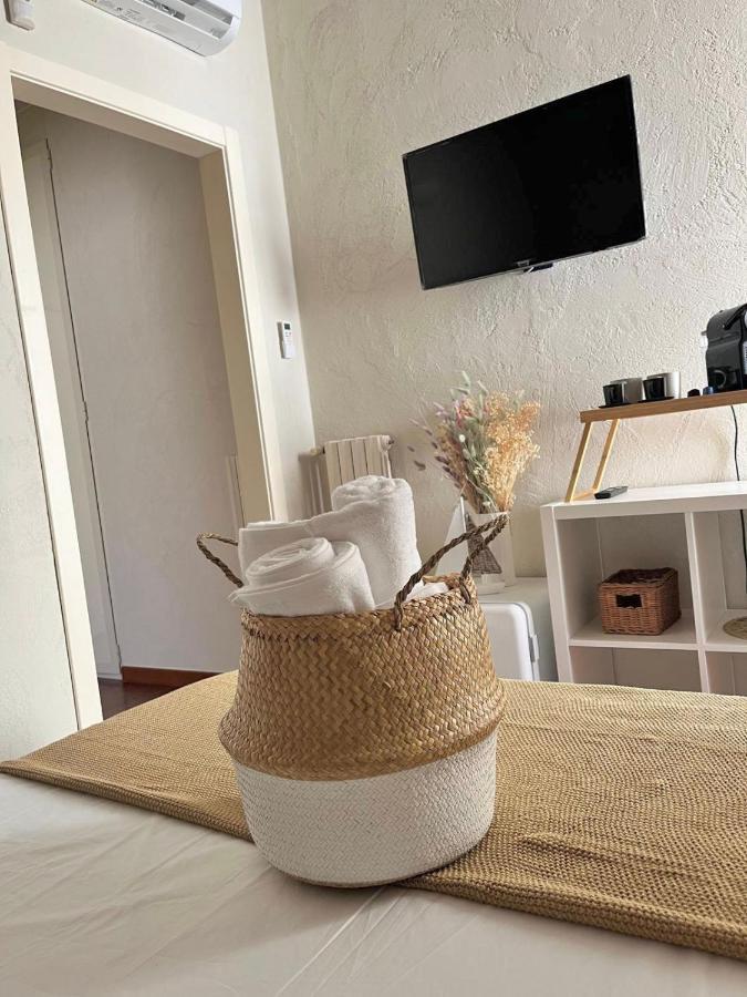 Hotel Apulia Journey - Manzoni 11 Bari Zewnętrze zdjęcie