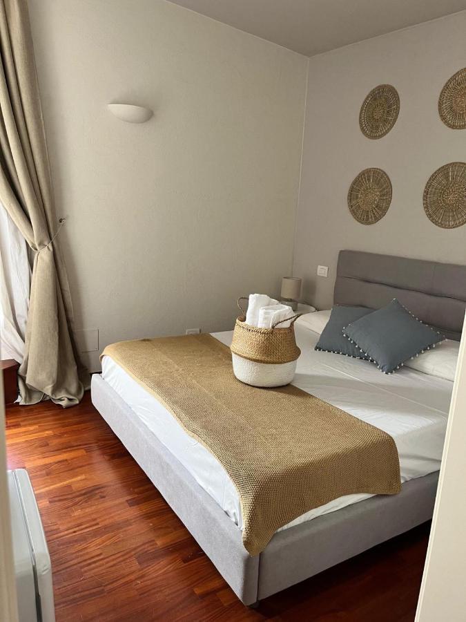 Hotel Apulia Journey - Manzoni 11 Bari Zewnętrze zdjęcie