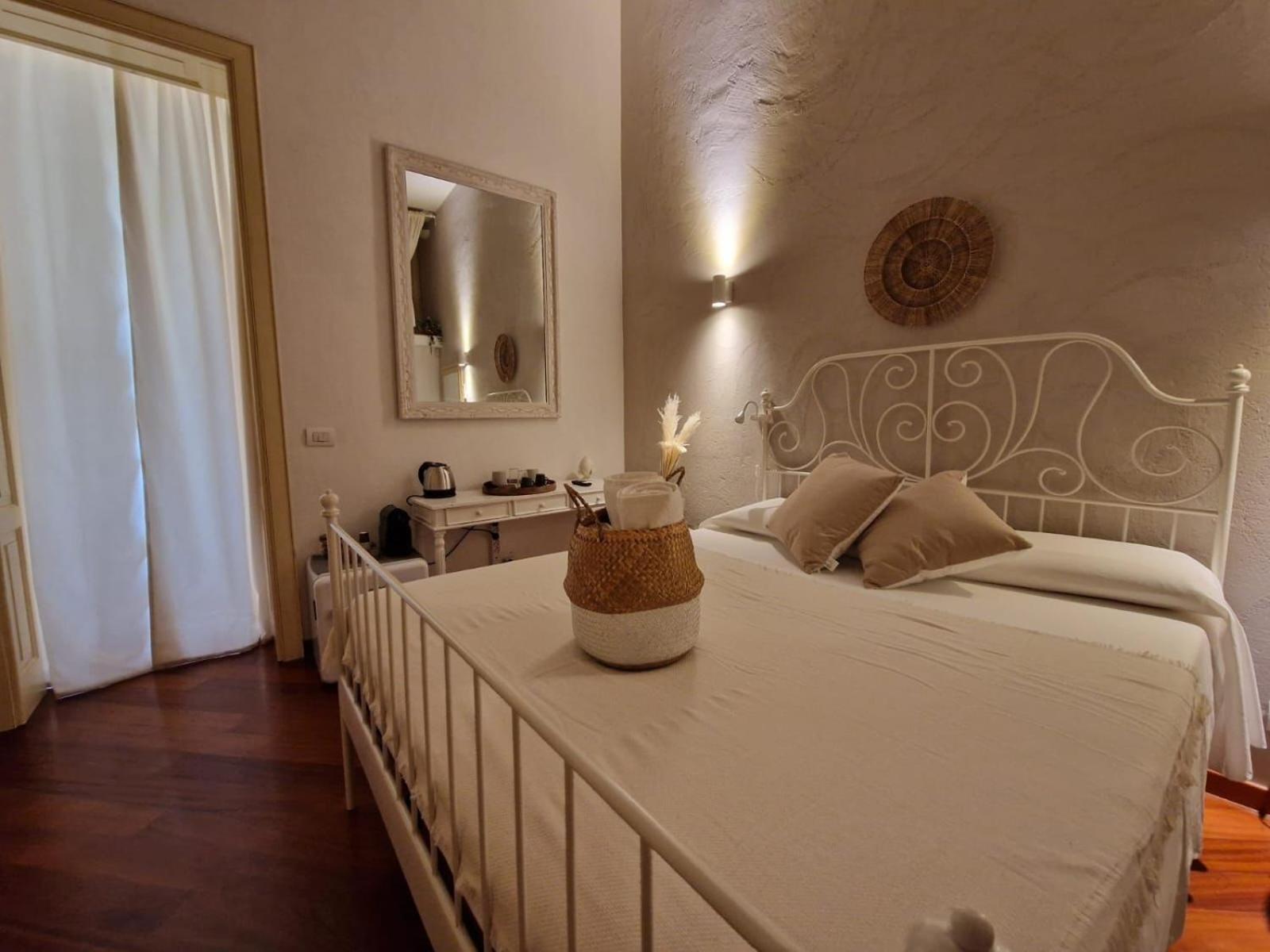 Hotel Apulia Journey - Manzoni 11 Bari Zewnętrze zdjęcie
