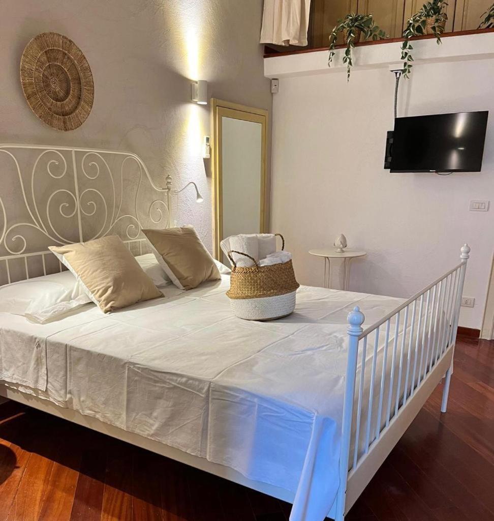 Hotel Apulia Journey - Manzoni 11 Bari Zewnętrze zdjęcie